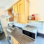 Apartment Perfect Flat For Leisure & Work